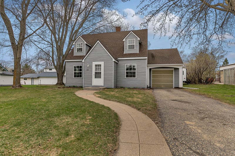 221 Hintzen St, Miltona, MN 56354