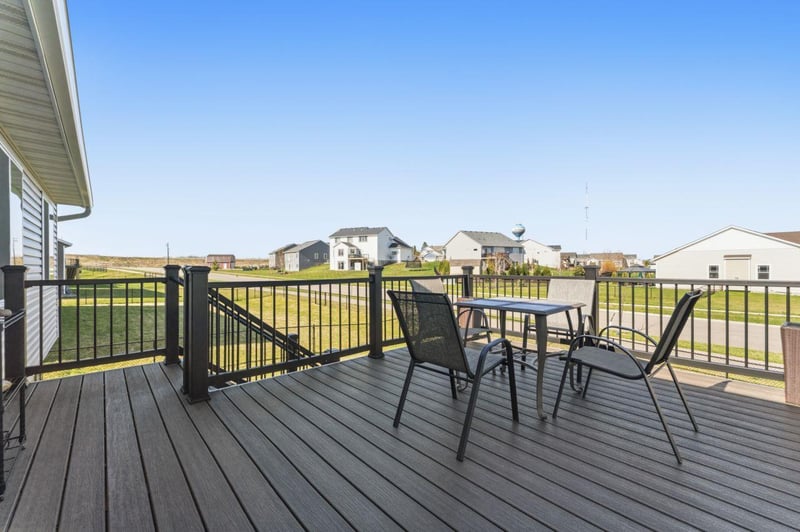 380 Cross Cir, Dundas, MN 55019