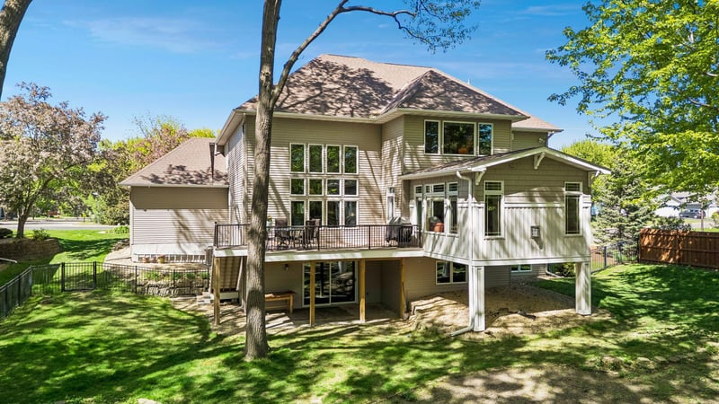 3716 Falcon Way, Eagan, MN 55123