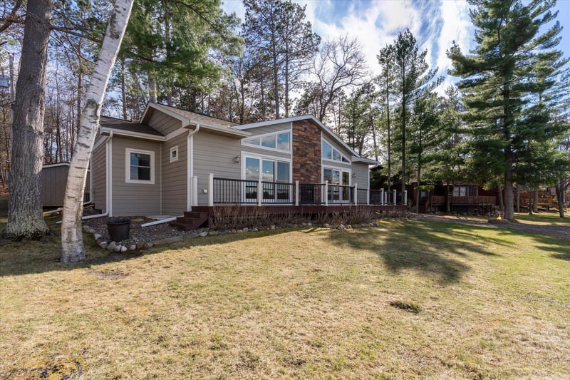 12314 Perkins Rd, Crosslake, MN 56442