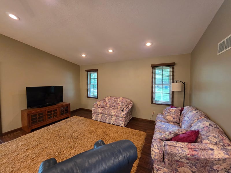 12868 622nd St, Kellogg, MN 55945