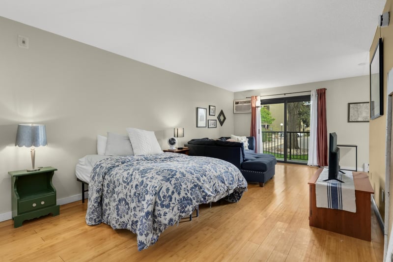 4101 Parklawn Ave #103, Edina, MN 55435