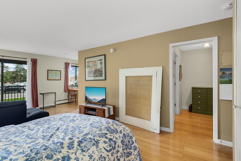4101 Parklawn Ave #103, Edina, MN 55435