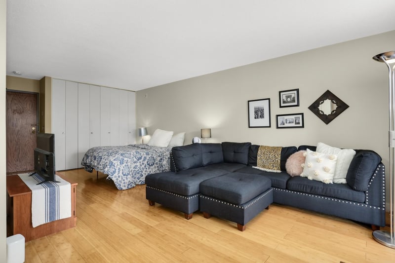 4101 Parklawn Ave #103, Edina, MN 55435