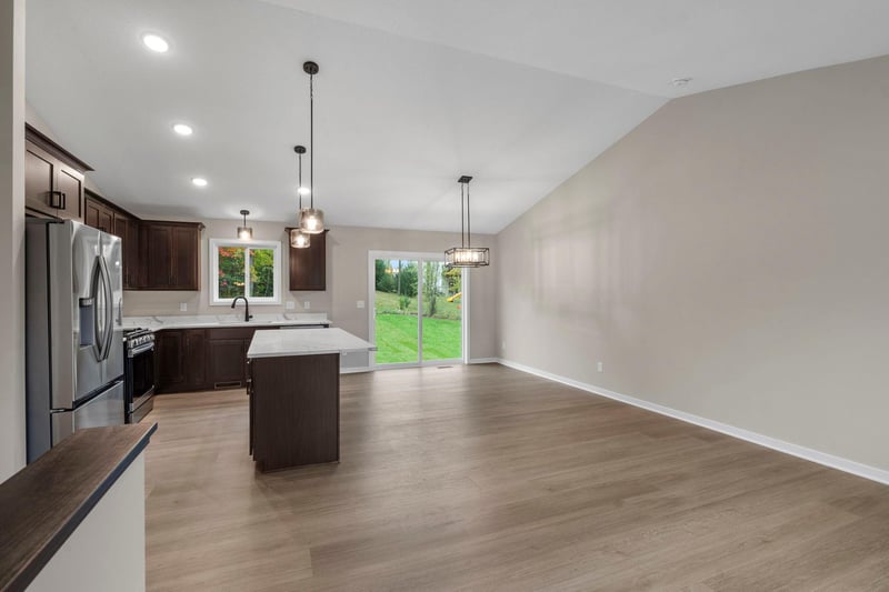 13048 12th Ave, Zimmerman, MN 55398