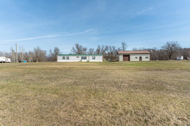 28162 Redhead Dr, Underwood, MN 56586