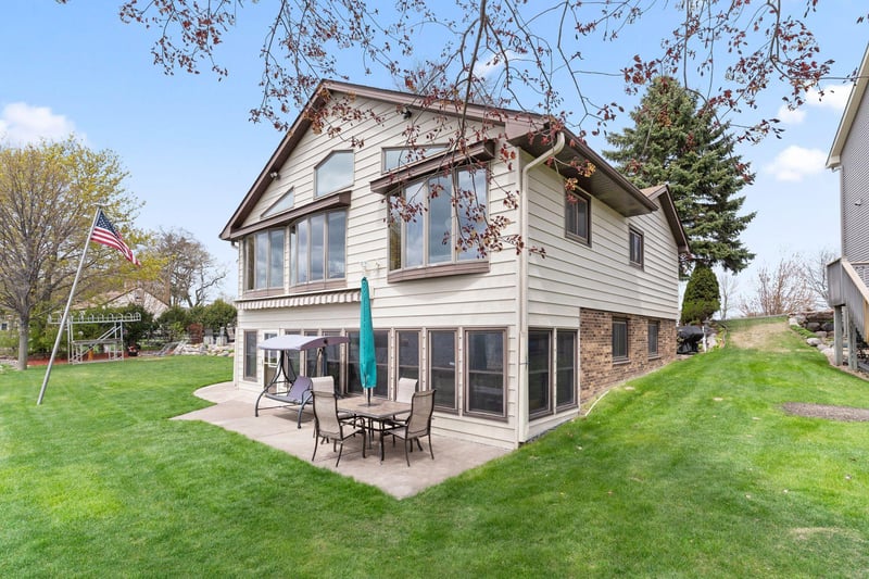 10509 Point Pleasant Rd, Chisago City, MN 55013