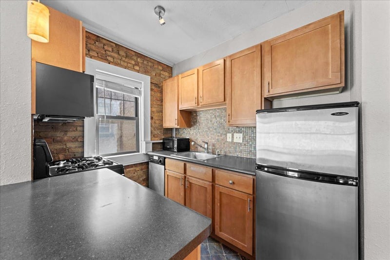 1901 Stevens Ave #307, Minneapolis, MN 55403