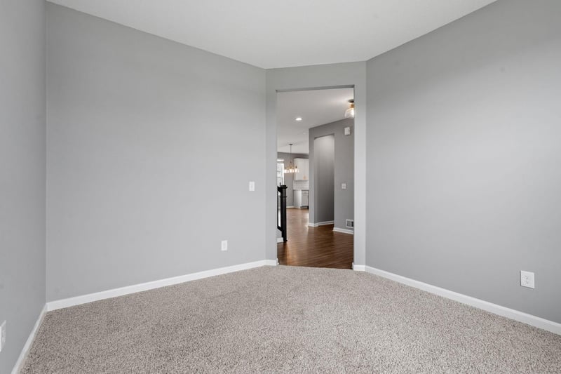 11791 Upper 31st St N, Lake Elmo, MN 55042