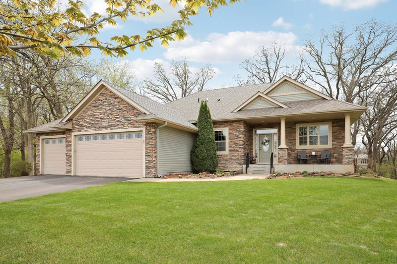 3082 208th Ave NW, Oak Grove, MN 55011