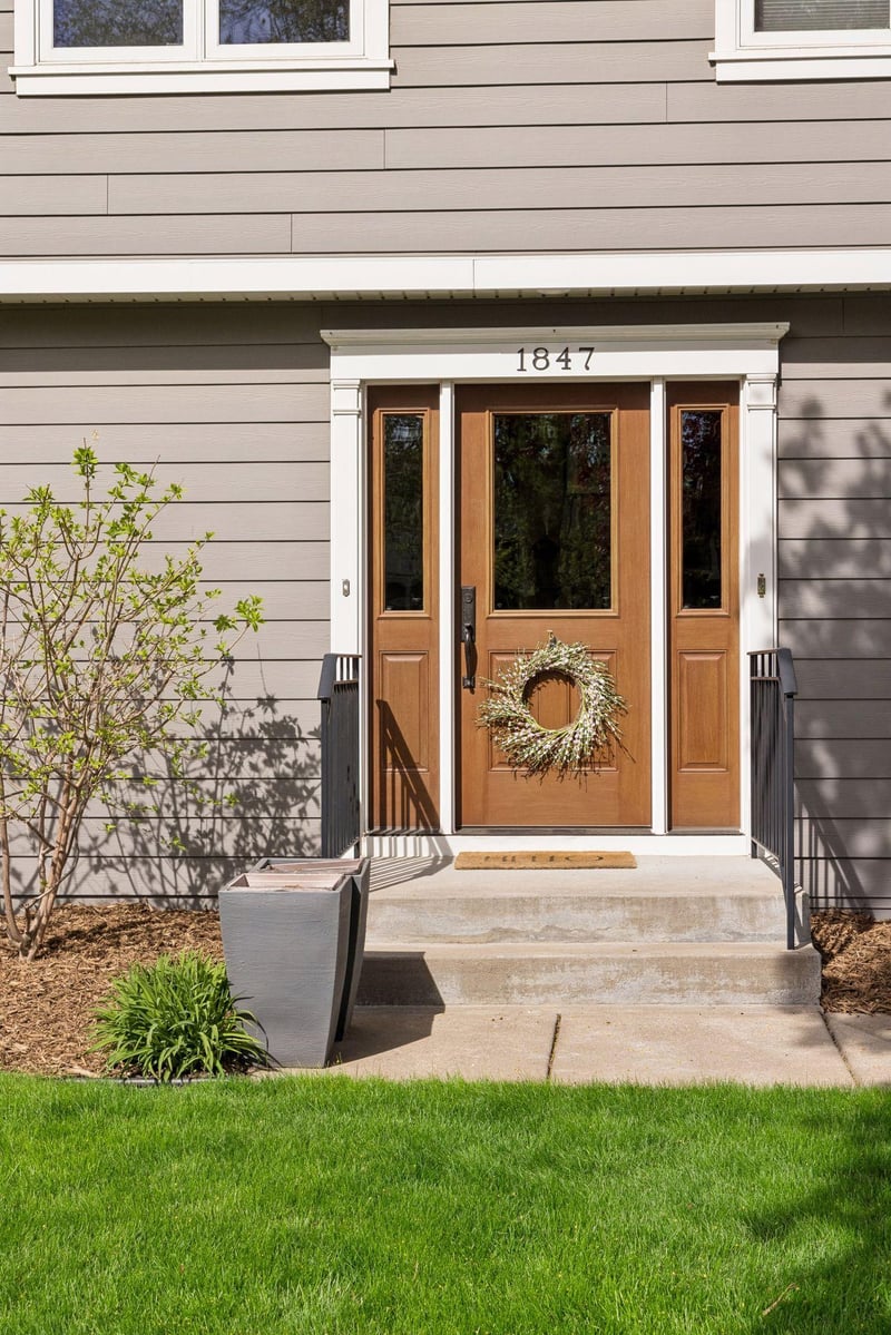 1847 Faro Ln, Mendota Heights, MN 55118