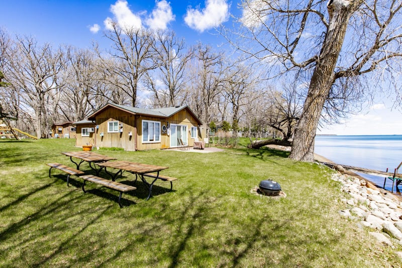 36310 Augustana Dr, Battle Lake, MN 56515