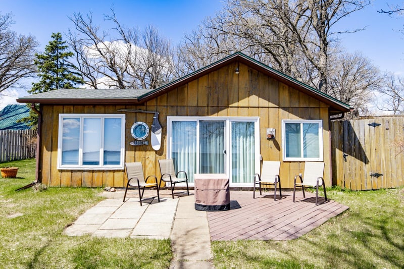36310 Augustana Dr, Battle Lake, MN 56515