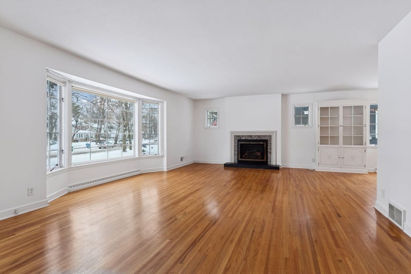 4012 Linden Hills Blvd, Minneapolis, MN 55410