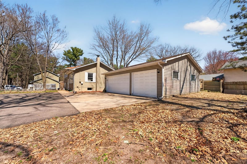 426 Dogwood Rd, Wyoming, MN 55092