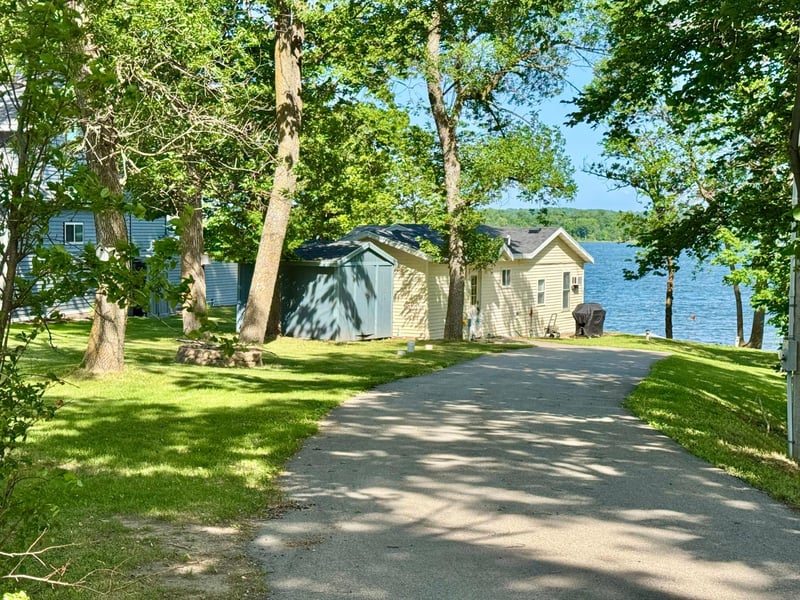 45674 County Highway 31, Pelican Rapids, MN 56572