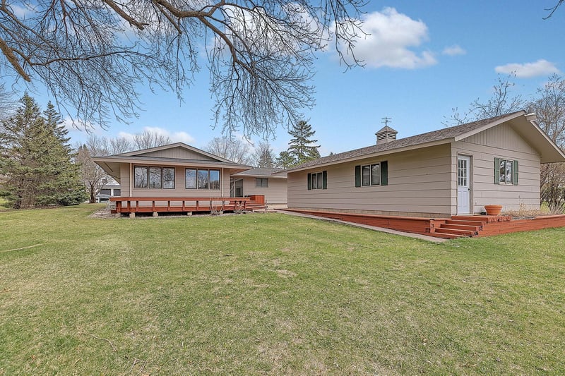 3604 Crestwood Dr NE, Alexandria, MN 56308