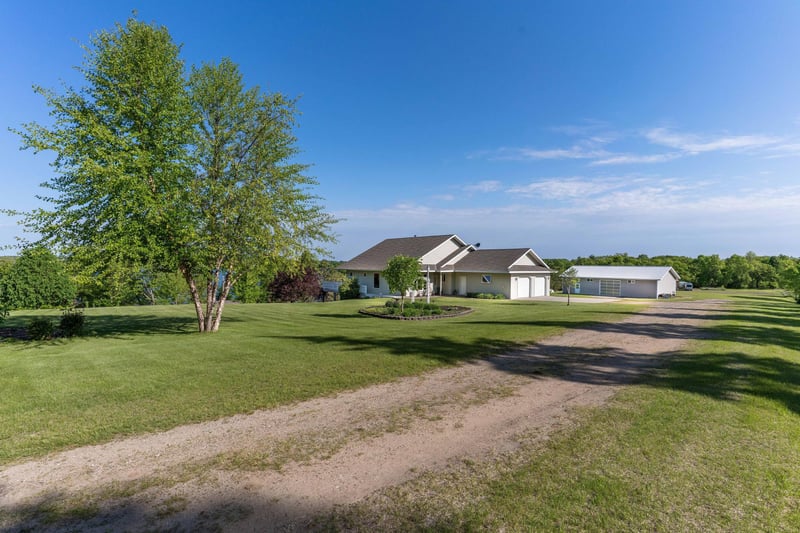 14124 E Eagle Lake Rd, Battle Lake, MN 56515
