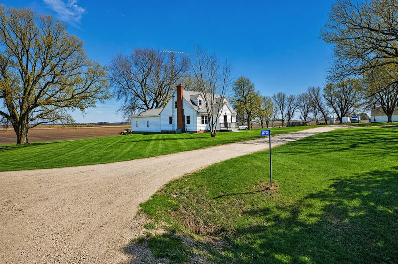 14700 235th Ave, New Richland, MN 56072