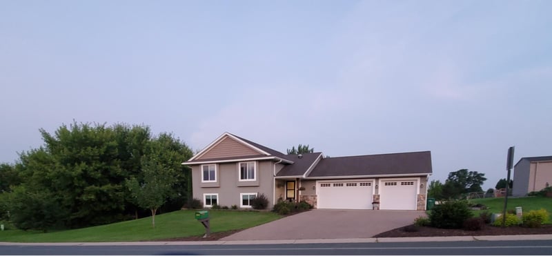 822 Deer Pa, Montgomery, MN 56069