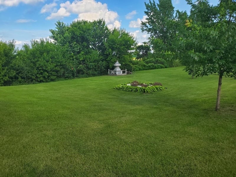 822 Deer Pa, Montgomery, MN 56069