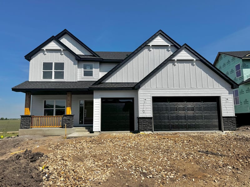 2445 Rock Elm Rd, Shakopee, MN 55379