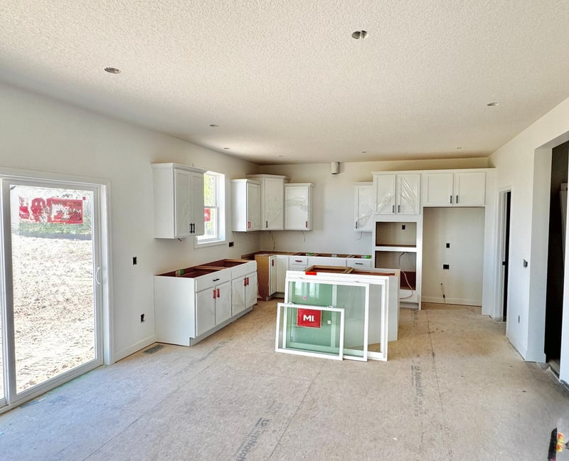 2445 Rock Elm Rd, Shakopee, MN 55379
