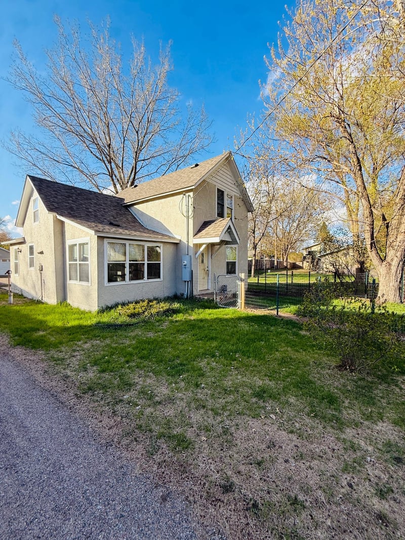8540 1st Ave W, Clear Lake, MN 55319
