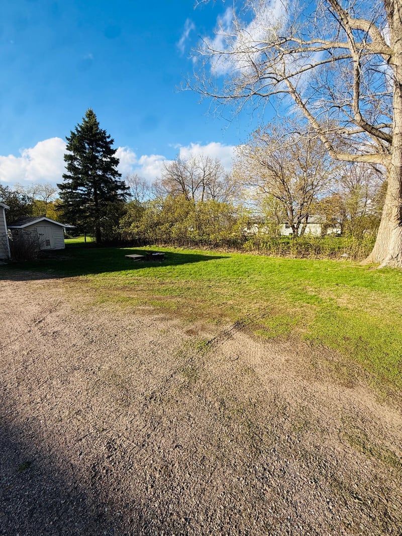 8540 1st Ave W, Clear Lake, MN 55319
