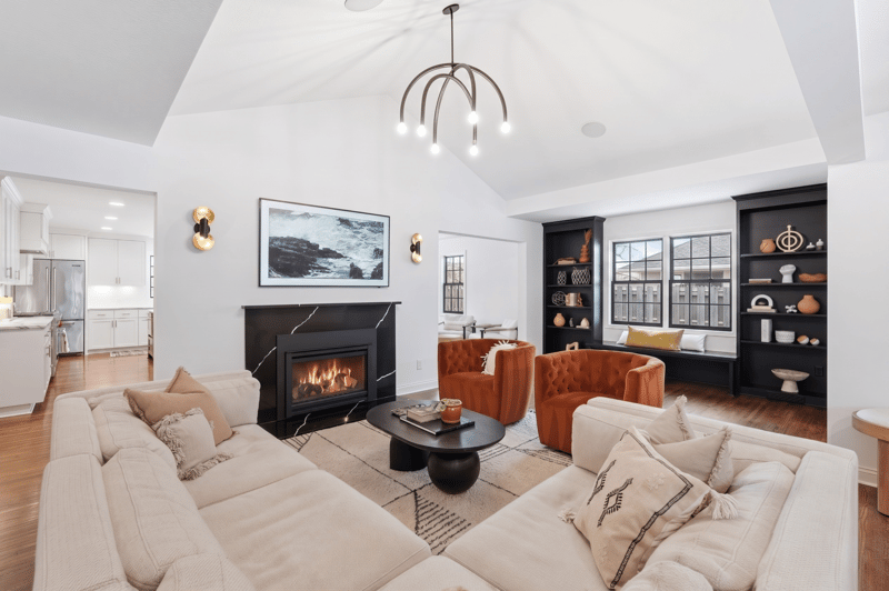 225 Broadway Ave N, Wayzata, MN 55391