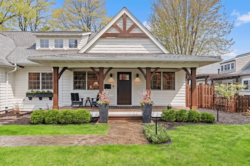 225 Broadway Ave N, Wayzata, MN 55391