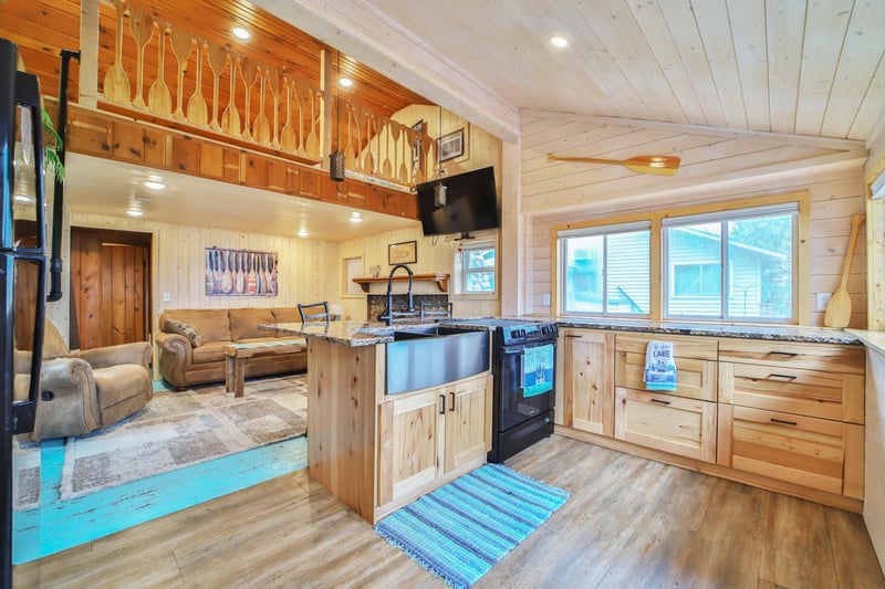30180 Circle Dr, Breezy Point, MN 56472