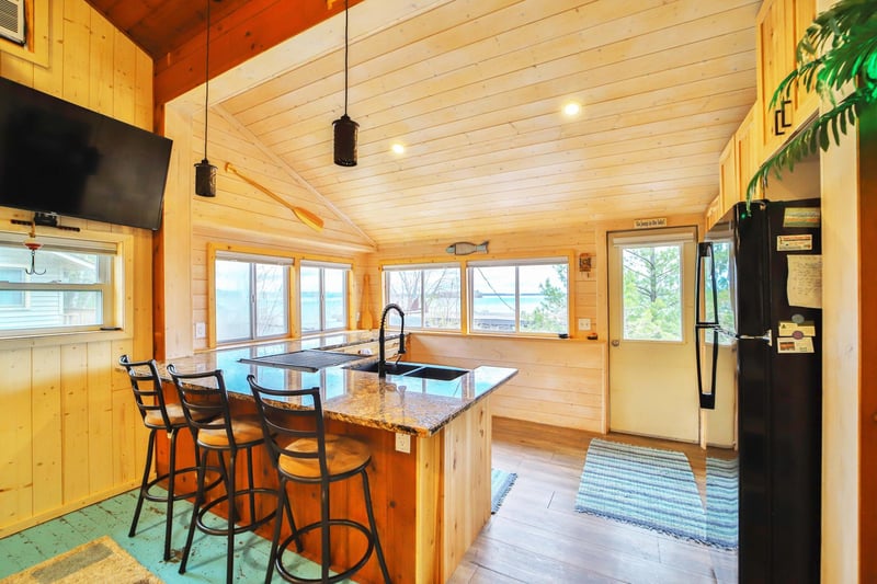 30180 Circle Dr, Breezy Point, MN 56472