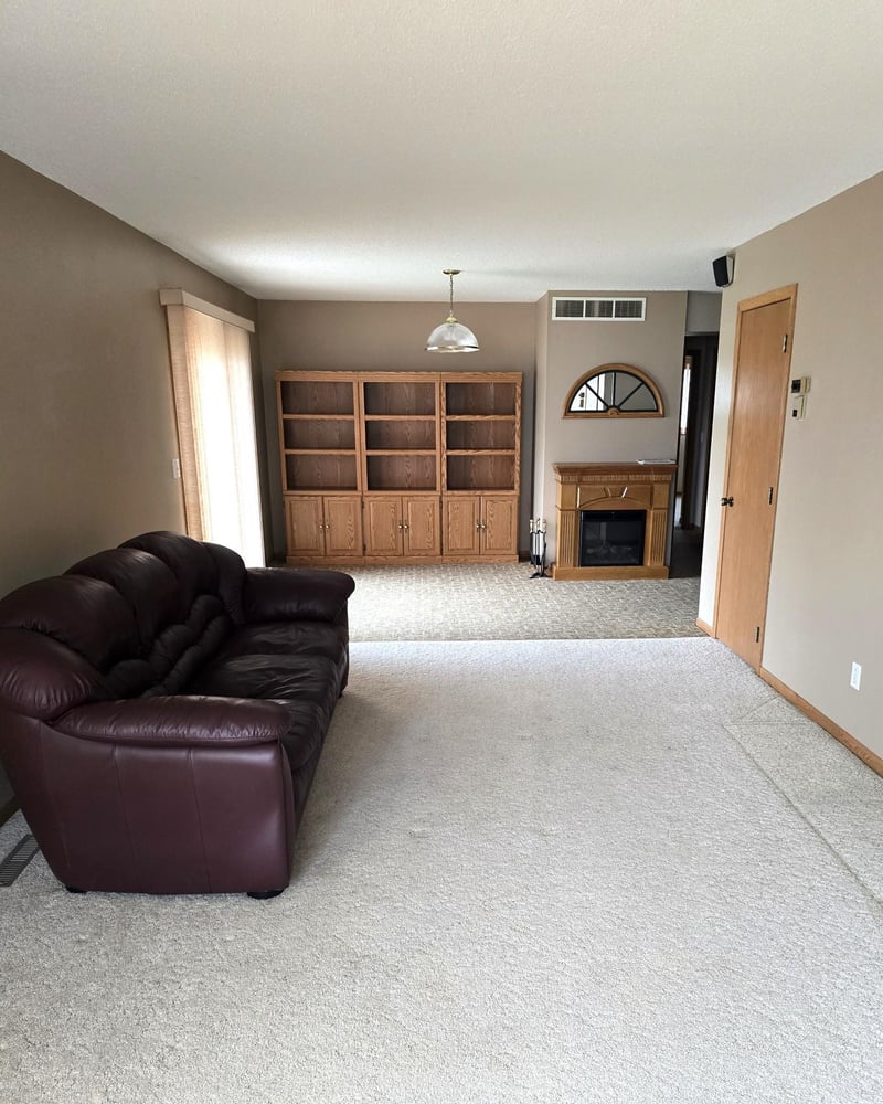 308 N Renville St, Winthrop, MN 55396