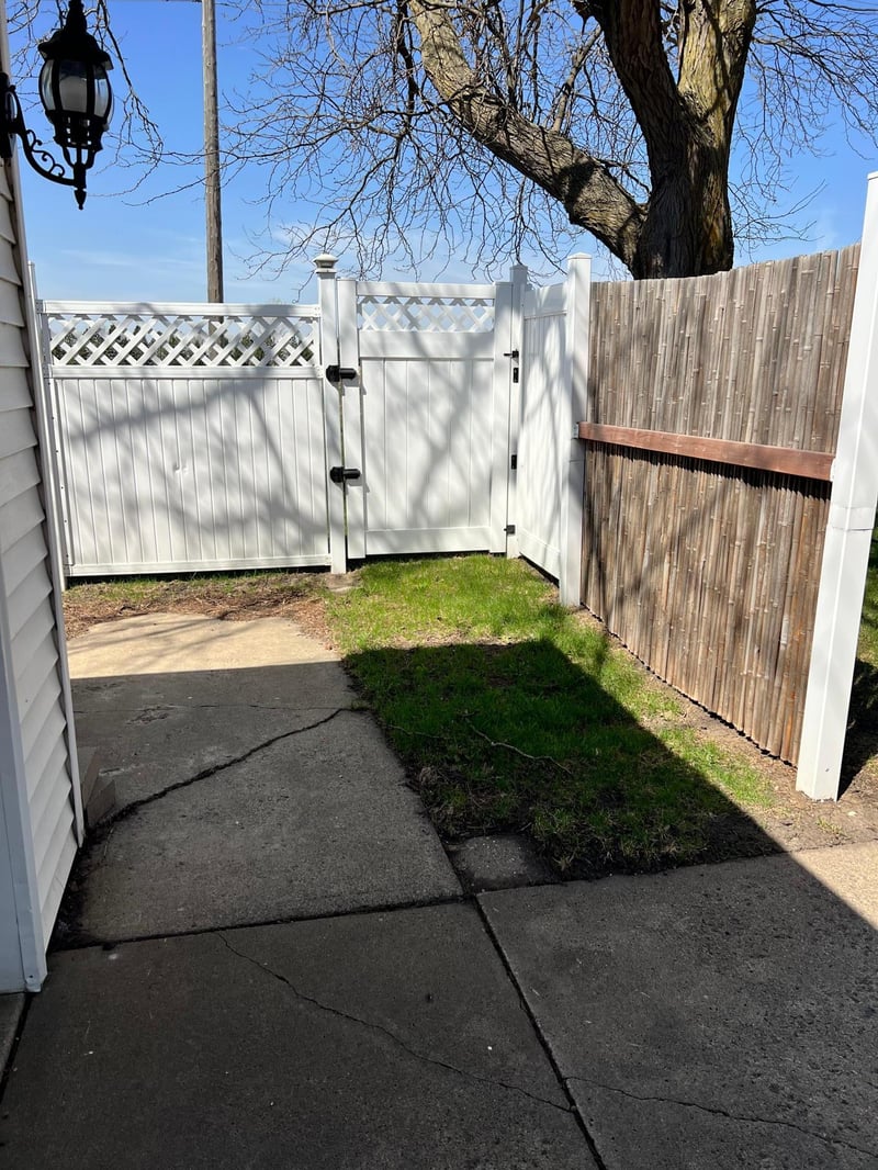 521 9th Ave, Madison, MN 56256