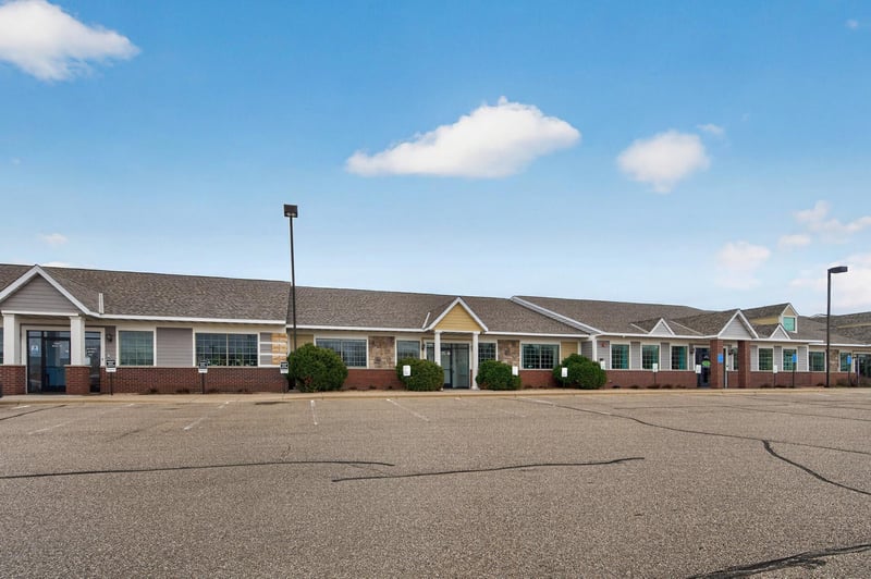 1103 Weir Dr #200, Woodbury, MN 55125