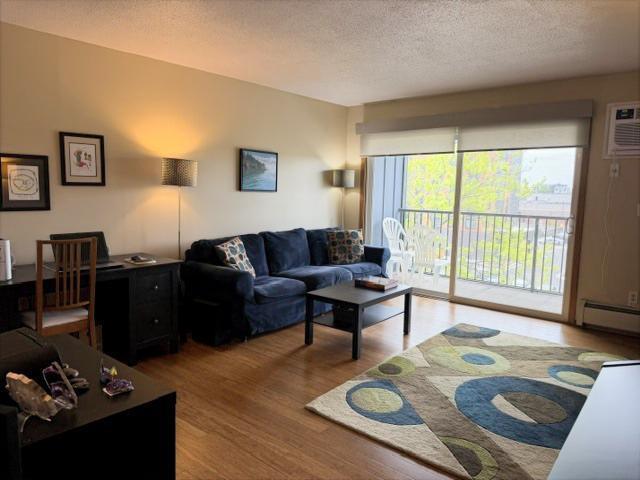 1 W Lake St #406, Minneapolis, MN 55408