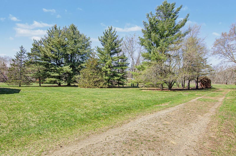 17 Lilac St, Circle Pines, MN 55014