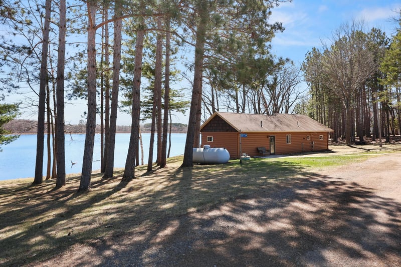 25734 Peavy Trl, Hillman, MN 56338