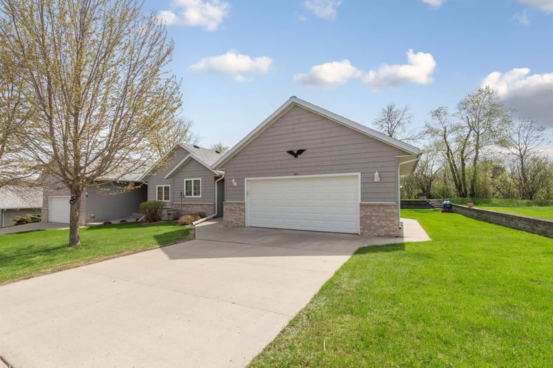 949 Rice St, Faribault, MN 55021
