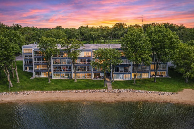 315 Park Lake Blvd #414, Detroit Lakes, MN 56501