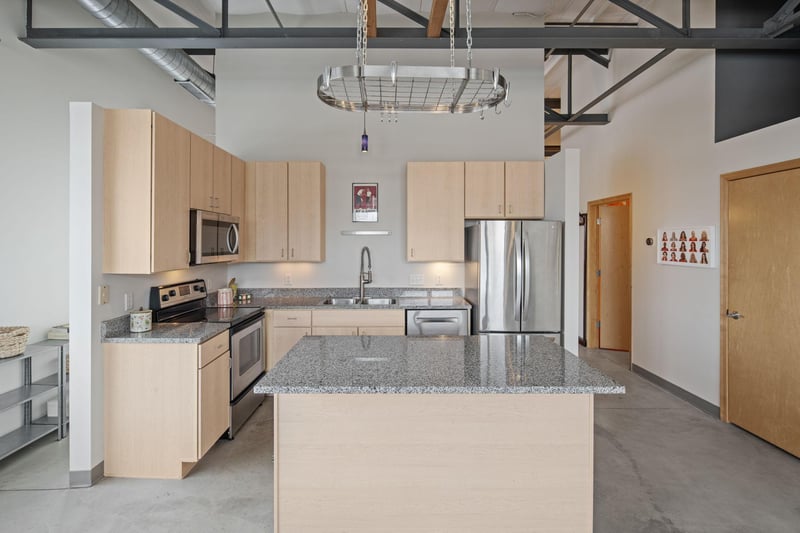 111 E Franklin Ave #316, Minneapolis, MN 55404