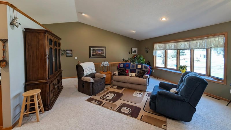 1636 N 4th St, Montevideo, MN 56265