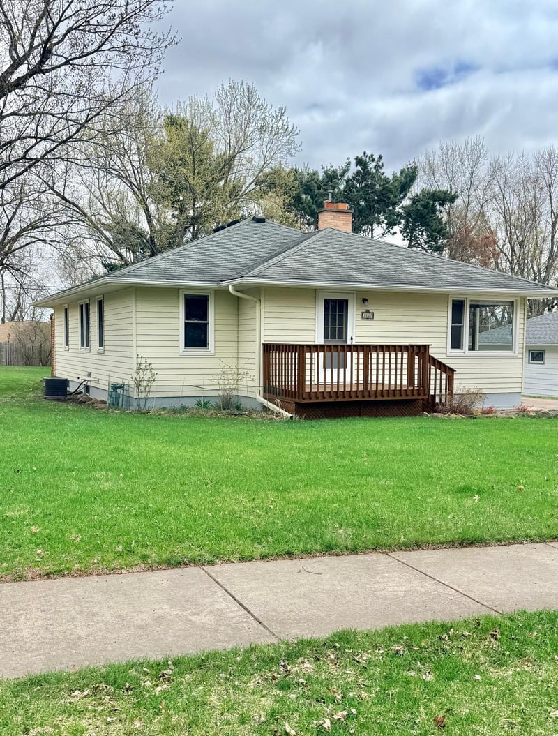 1807 Roy St, Eau Claire, WI 54701