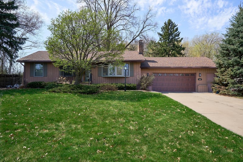 5505 Cottage Ave, White Bear Twp, MN 55110