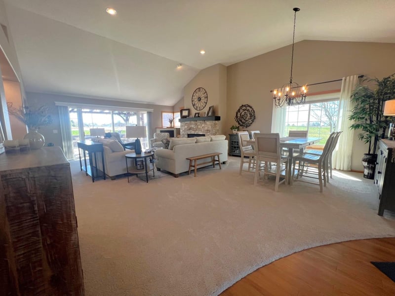 2509 7th Ave SE, Willmar, MN 56201