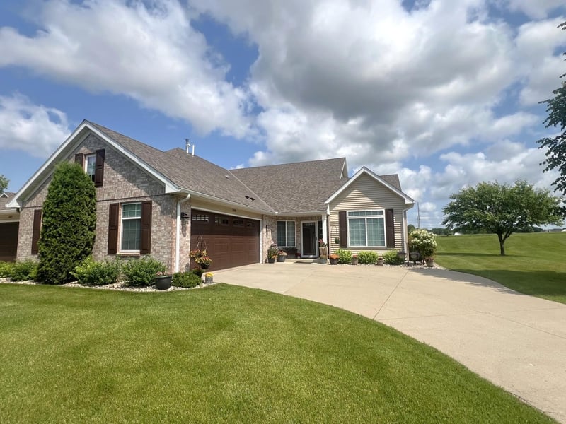 2509 7th Ave SE, Willmar, MN 56201
