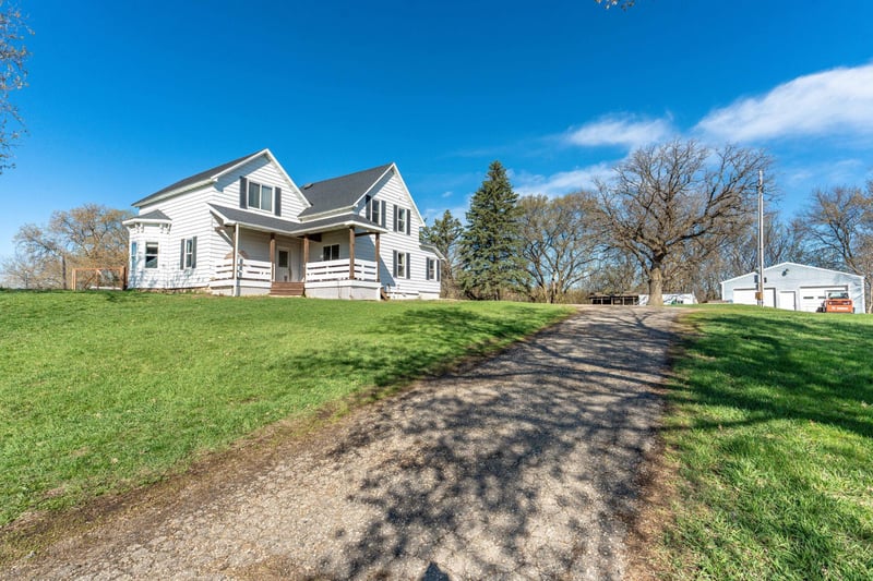 25063 179th Ave, Fergus Falls, MN 56537