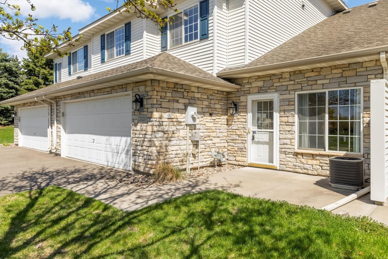 17020 Eastwood Ave #45, Lakeville, MN 55024