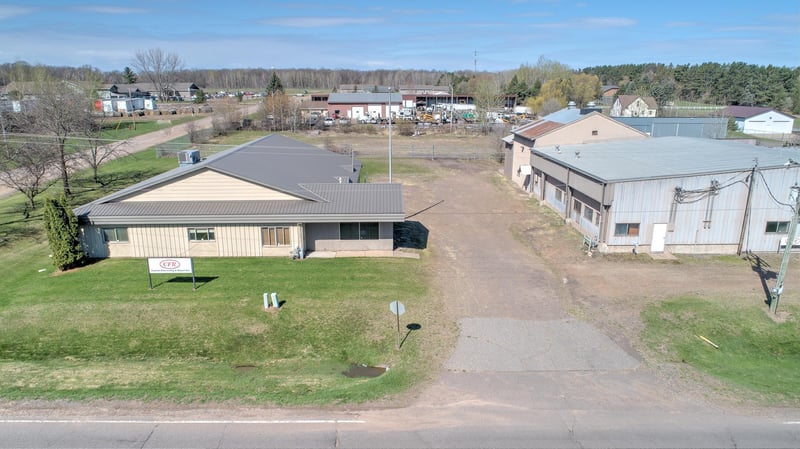 1895 Frontage Rd, Mora, MN 55051